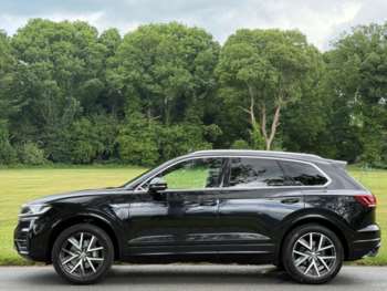 Used Volkswagen Touareg 2019 for sale - 74770710: Photo