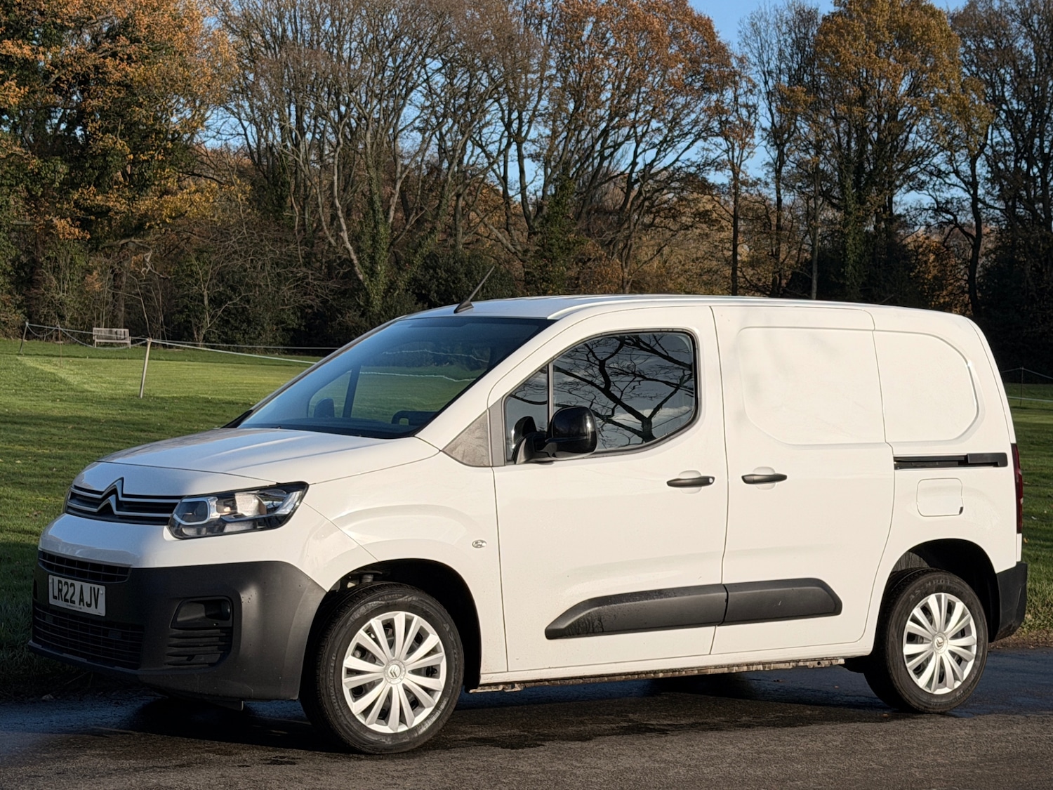 Used Citroen Berlingo 2022 for sale - 76520914: Photo 2