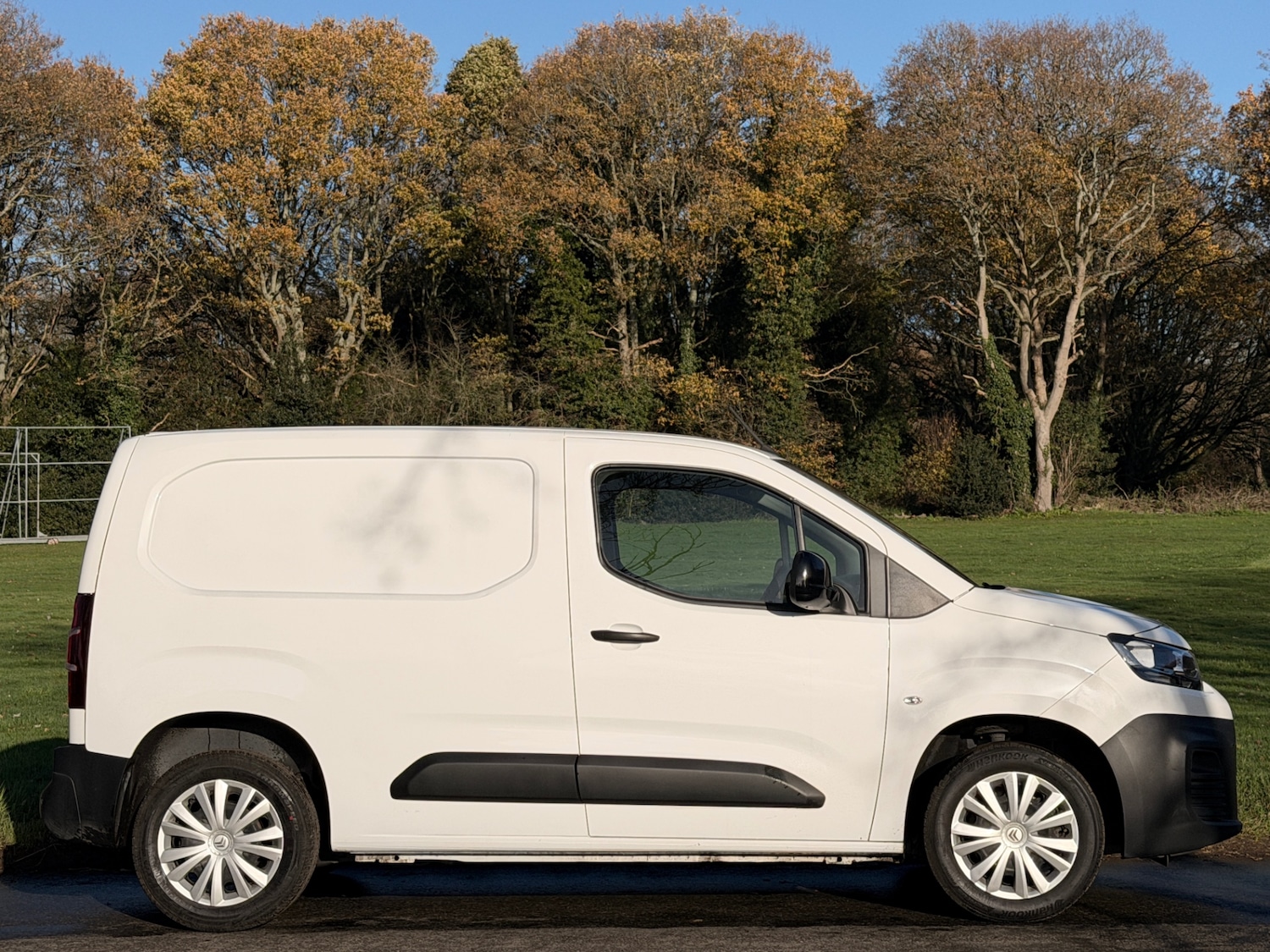 Used Citroen Berlingo 2022 for sale - 76520914: Photo 3