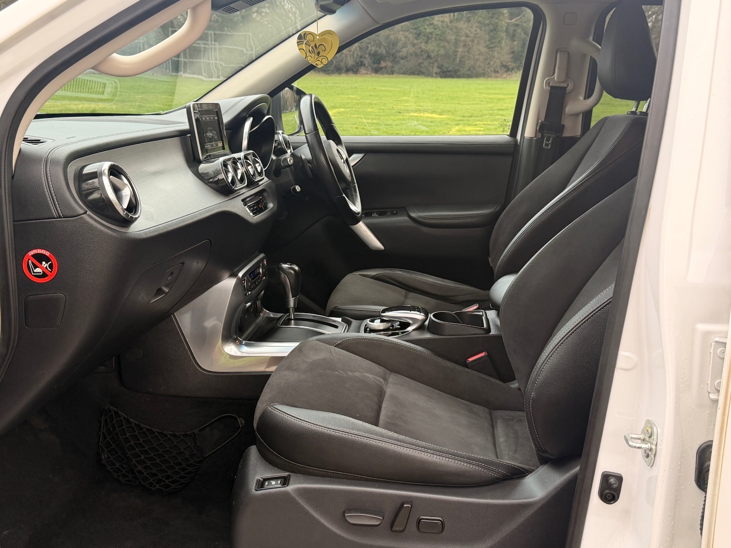 Used Mercedes-Benz X Class 2020 for sale - 76949195: Photo 11