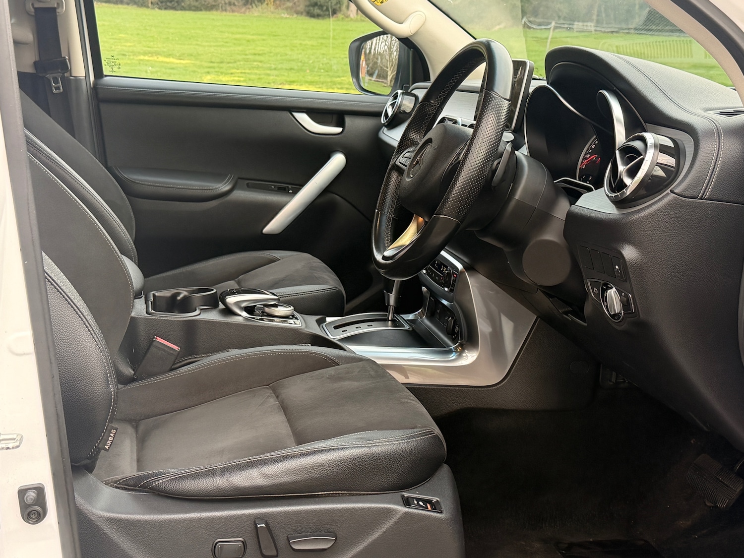 Used Mercedes-Benz X Class 2020 for sale - 76949195: Photo 13