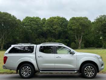 Used Nissan Navara 2017 for sale - 74666652: Photo