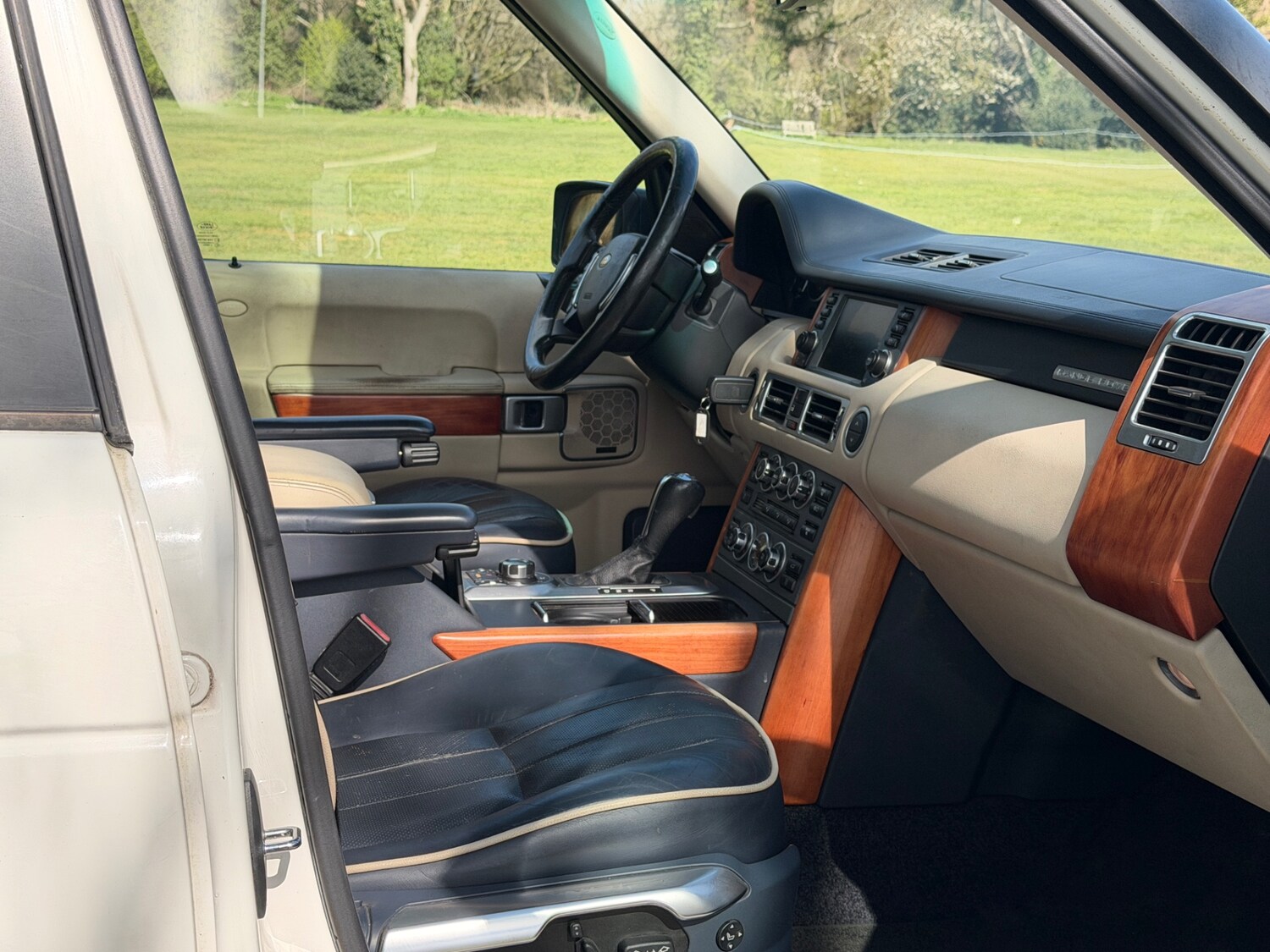 Used Land Rover Range Rover 2015 for sale - 78032043: Photo 9