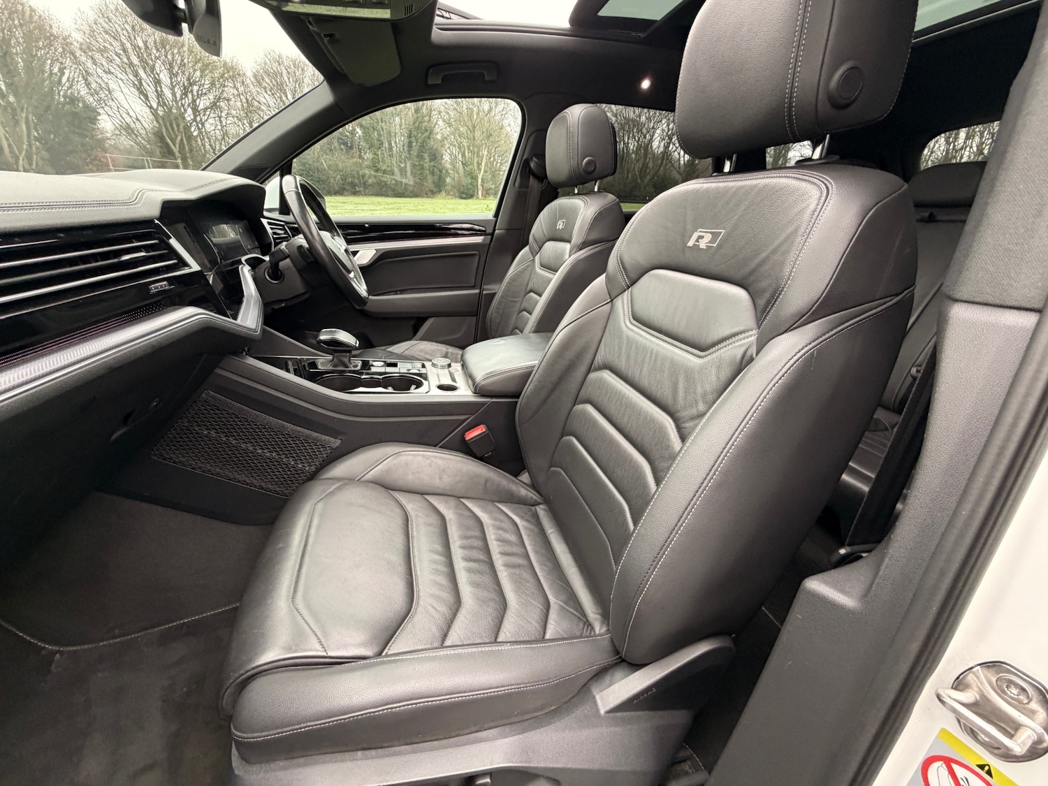 Used Volkswagen Touareg 2019 for sale - 76949407: Photo 14