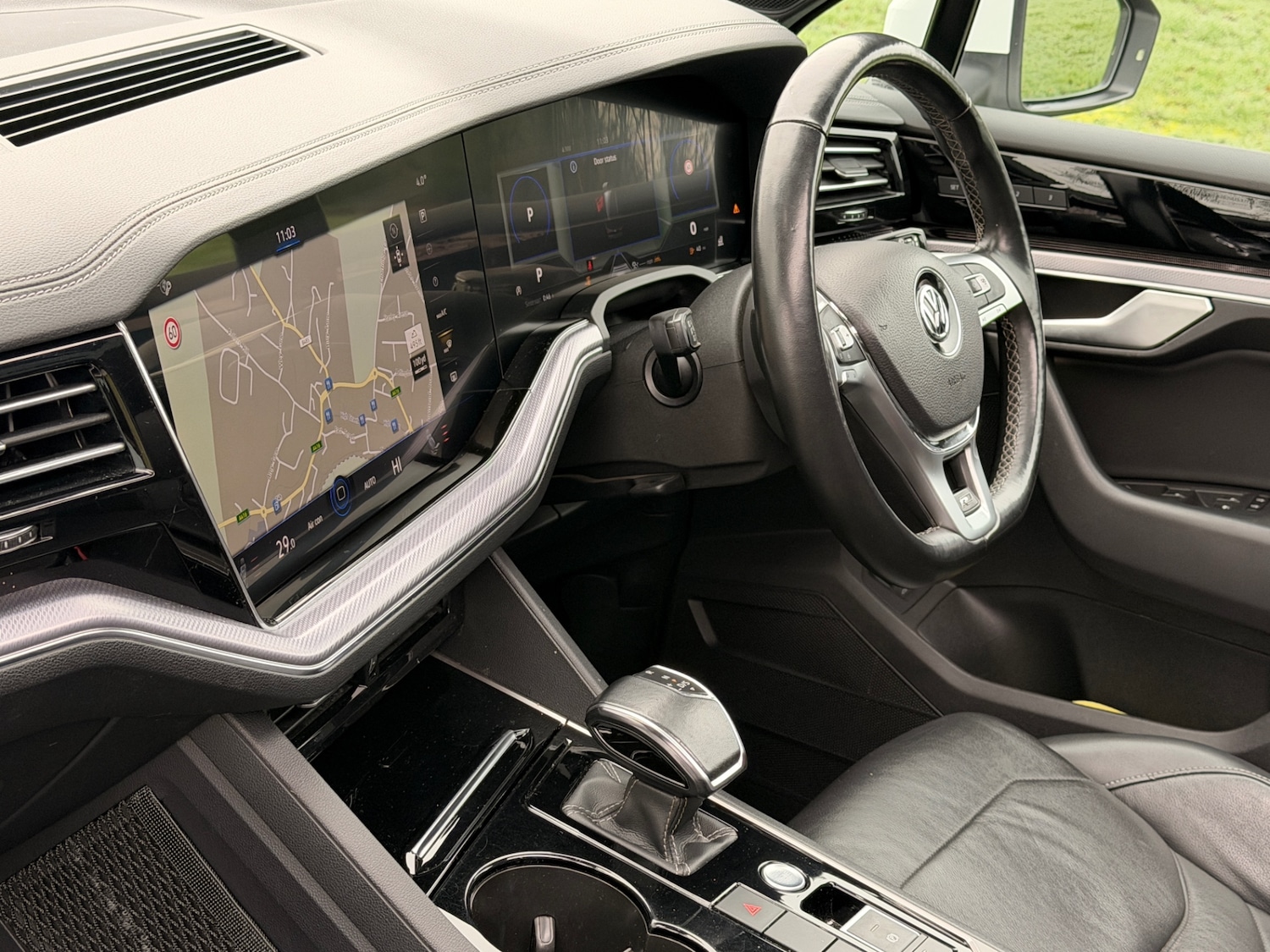 Used Volkswagen Touareg 2019 for sale - 76949407: Photo 16