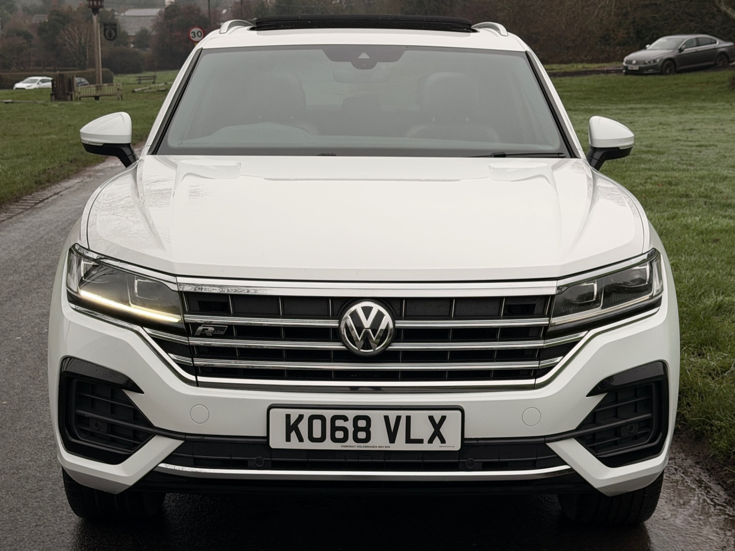 Used Volkswagen Touareg 2019 for sale - 76949407: Photo 8