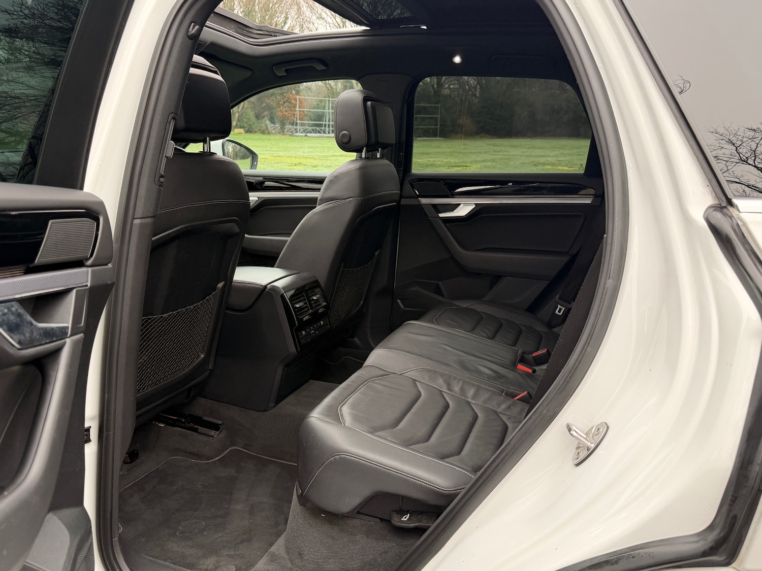 Used Volkswagen Touareg 2019 for sale - 76949407: Photo 9