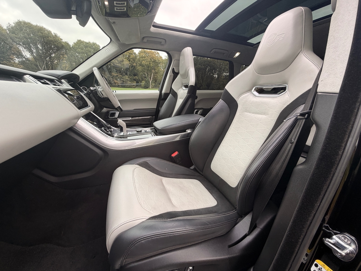 Used Land Rover Range Rover Sport 2020 for sale - 76382869: Photo 11