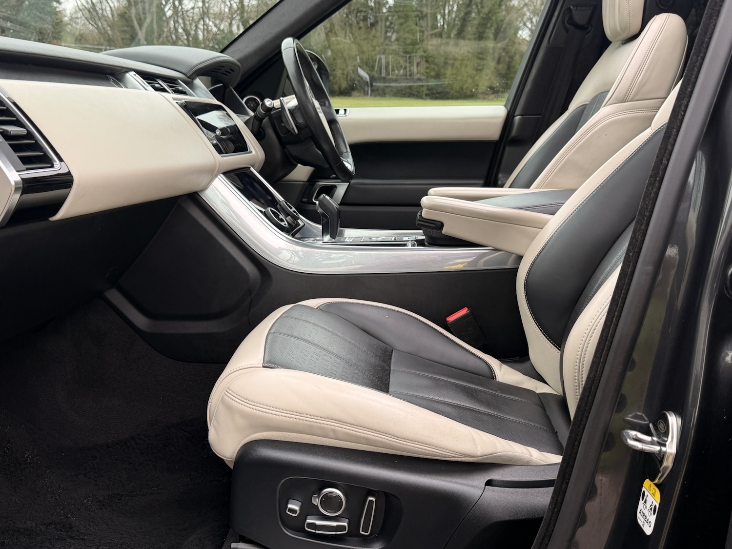 Used Land Rover Range Rover Sport 2018 for sale - 78001330: Photo 13