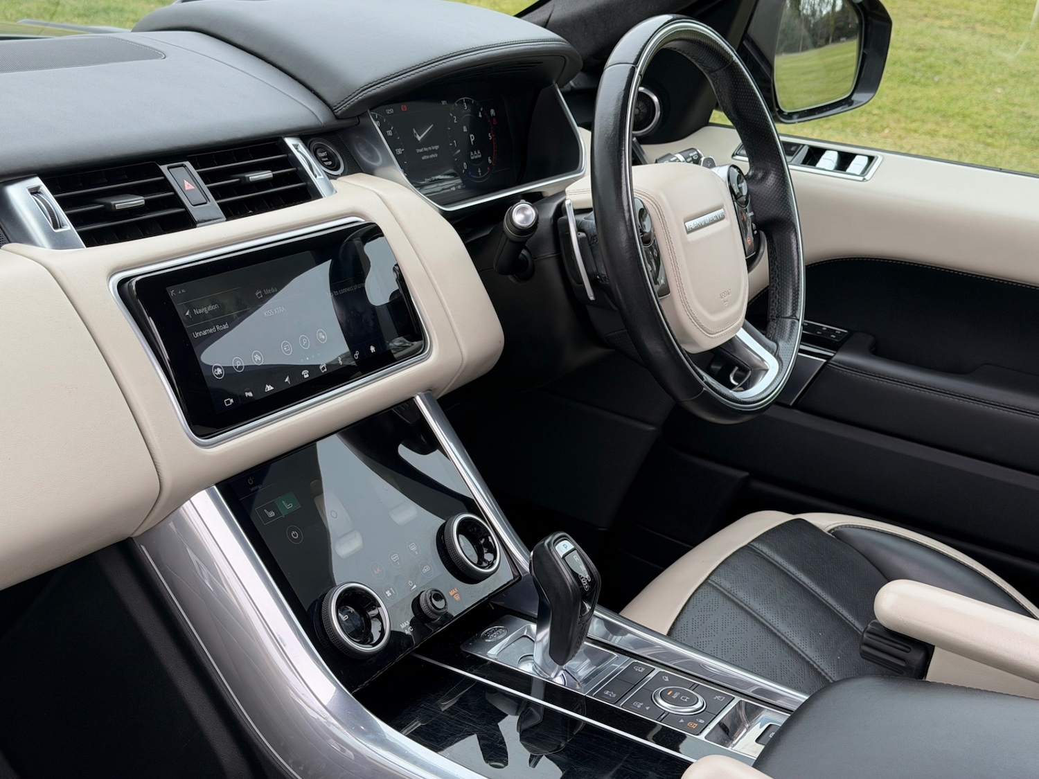 Used Land Rover Range Rover Sport 2018 for sale - 78001330: Photo 15