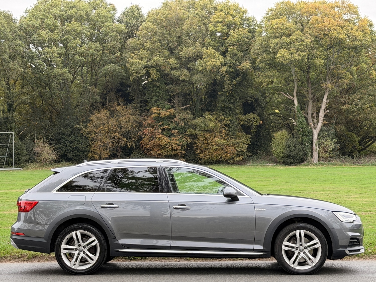 Used Audi A4 Allroad 2016 for sale - 76266189: Photo 3