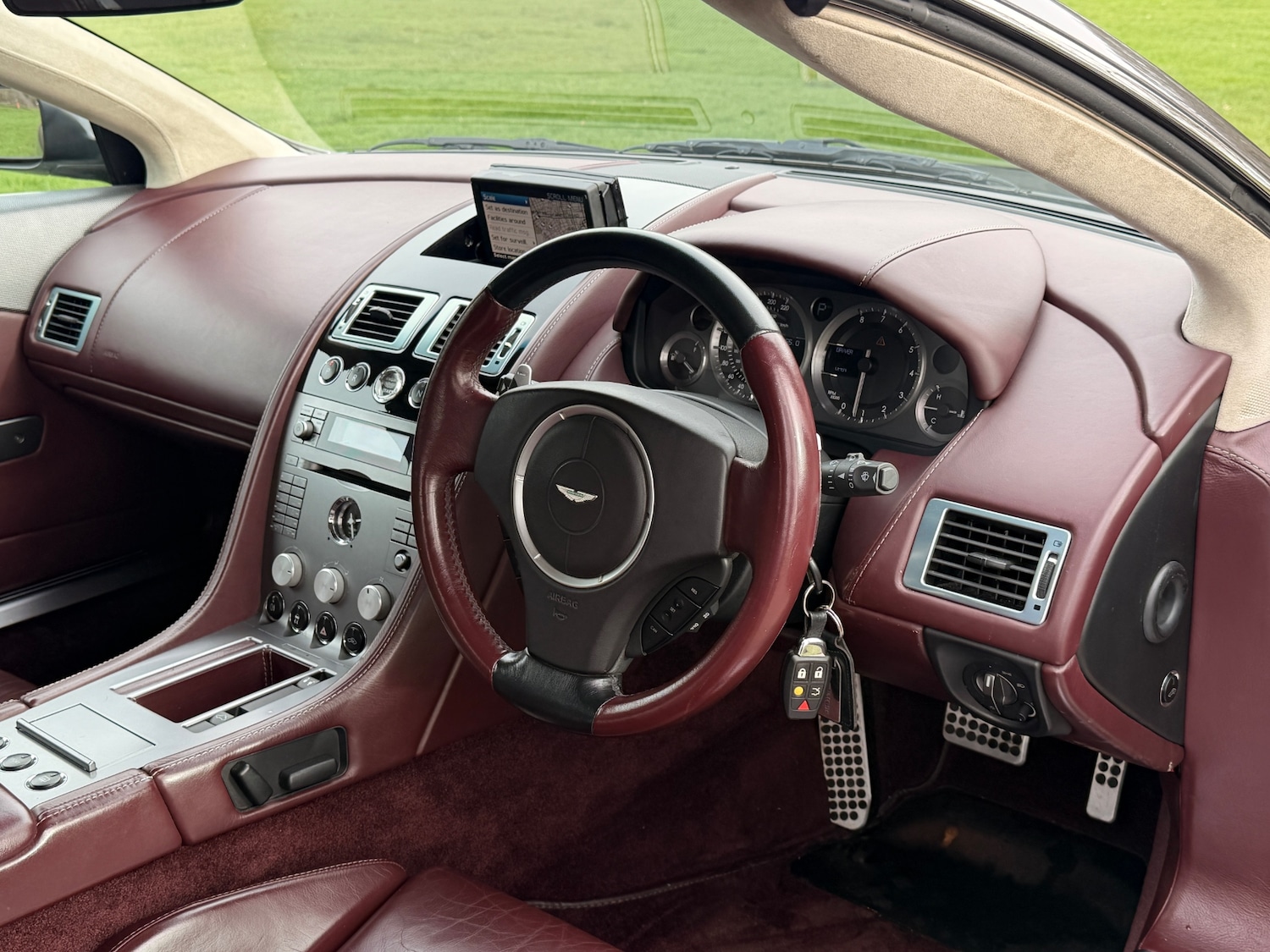 Used Aston Martin DB9 2006 for sale - 77582236: Photo 13