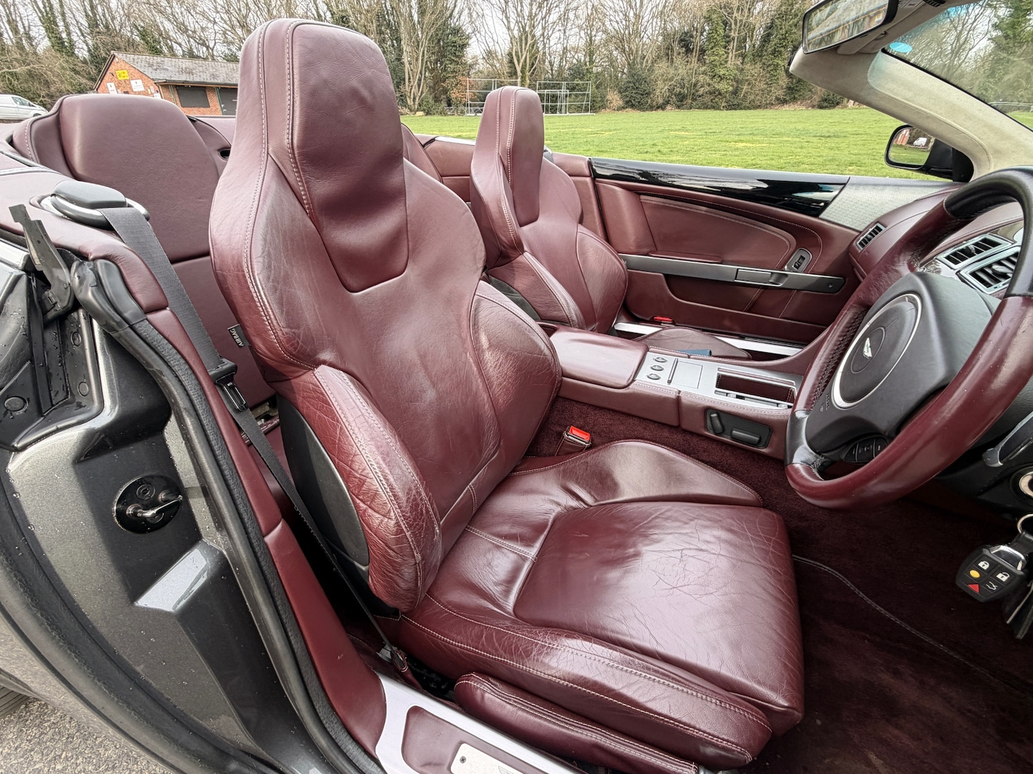 Used Aston Martin DB9 2006 for sale - 77582236: Photo 16