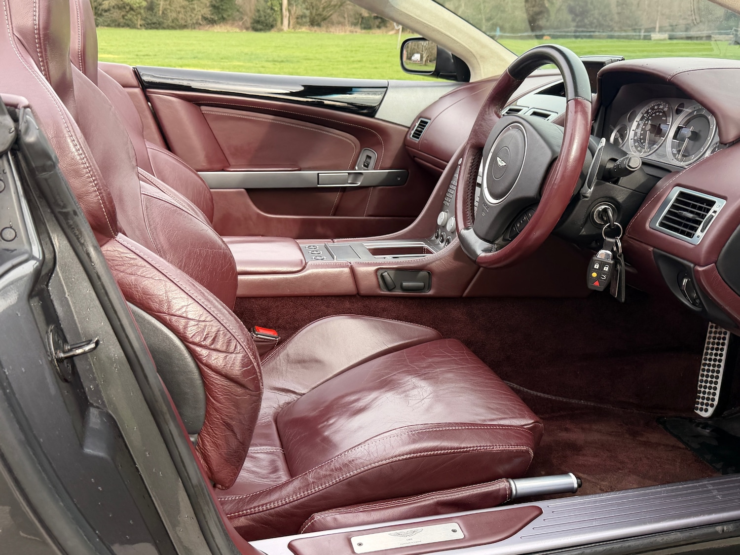 Used Aston Martin DB9 2006 for sale - 77582236: Photo 17