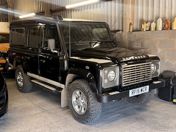 Used Land Rover Defender 2015 for sale - 79471317: Photo