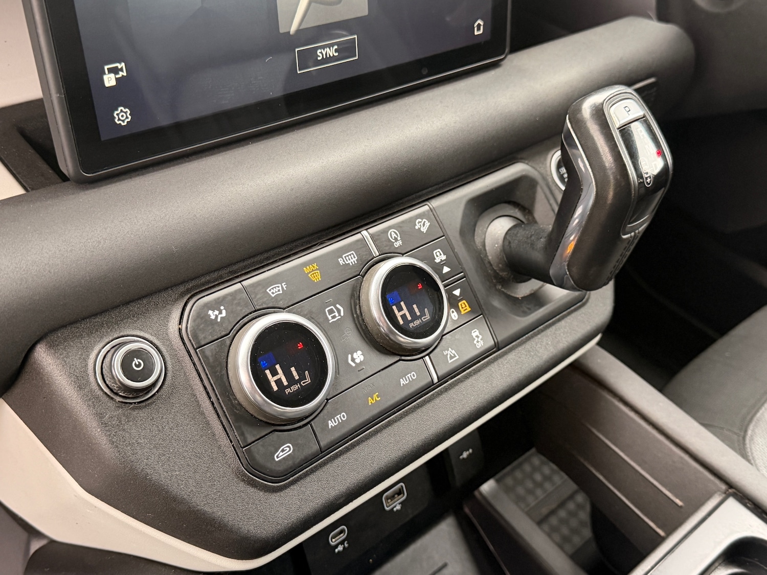 Used Land Rover Defender 2020 for sale - 78001347: Photo 18