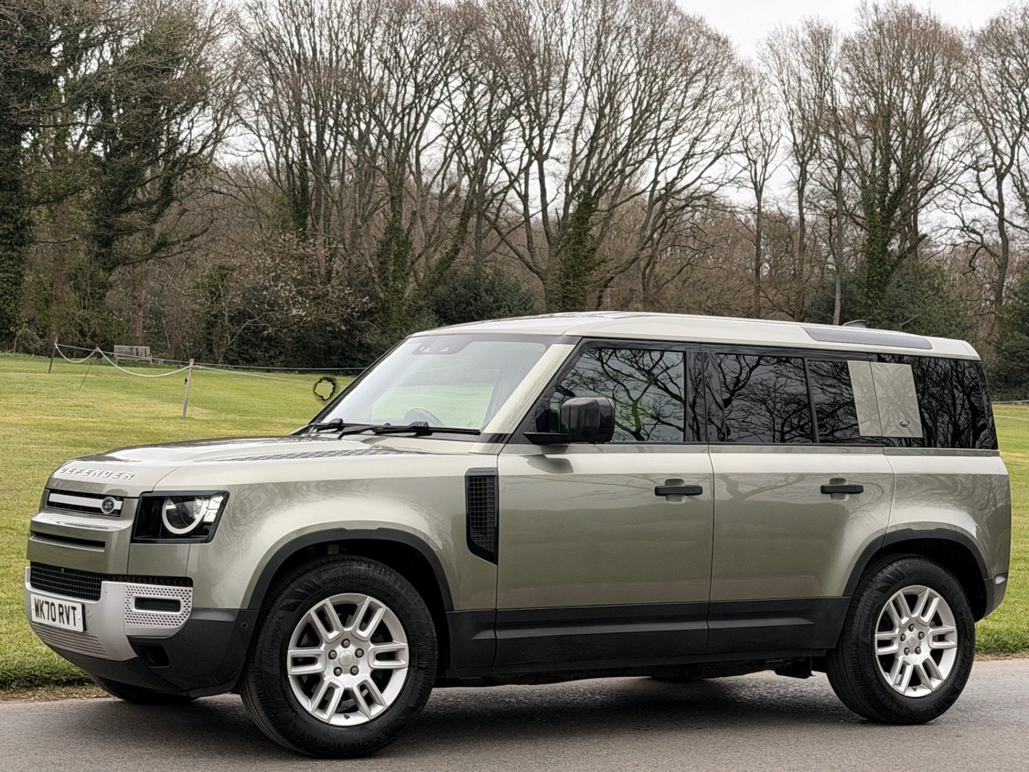 Used Land Rover Defender 2020 for sale - 78001347: Photo 2