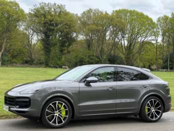 Used Porsche Cayenne 2020 for sale - 74240368: Photo