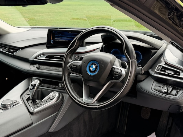 Used BMW i8 2014 for sale - 76250743: Photo 10