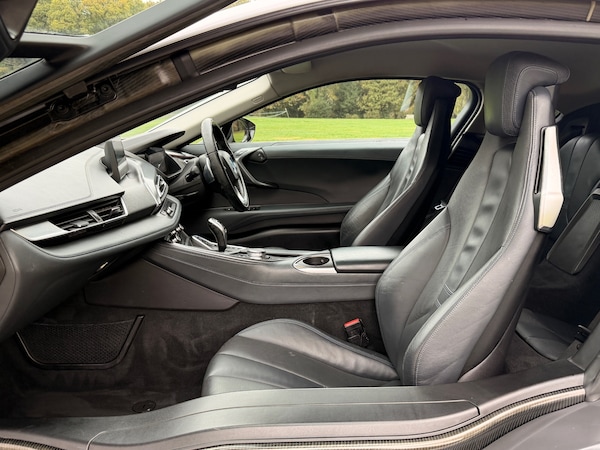 Used BMW i8 2014 for sale - 76250743: Photo 14
