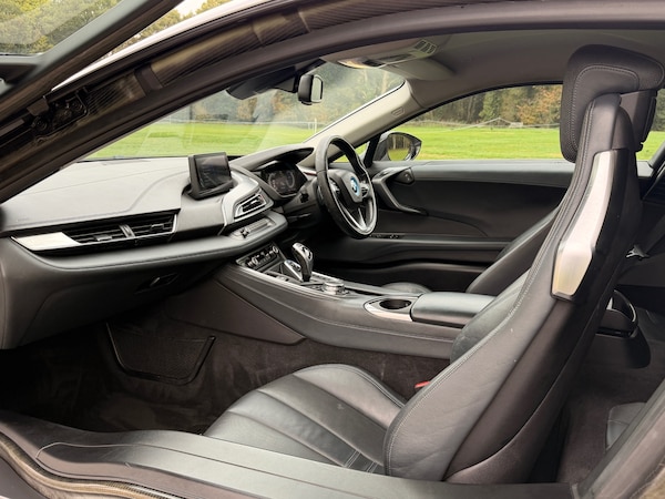 Used BMW i8 2014 for sale - 76250743: Photo 9