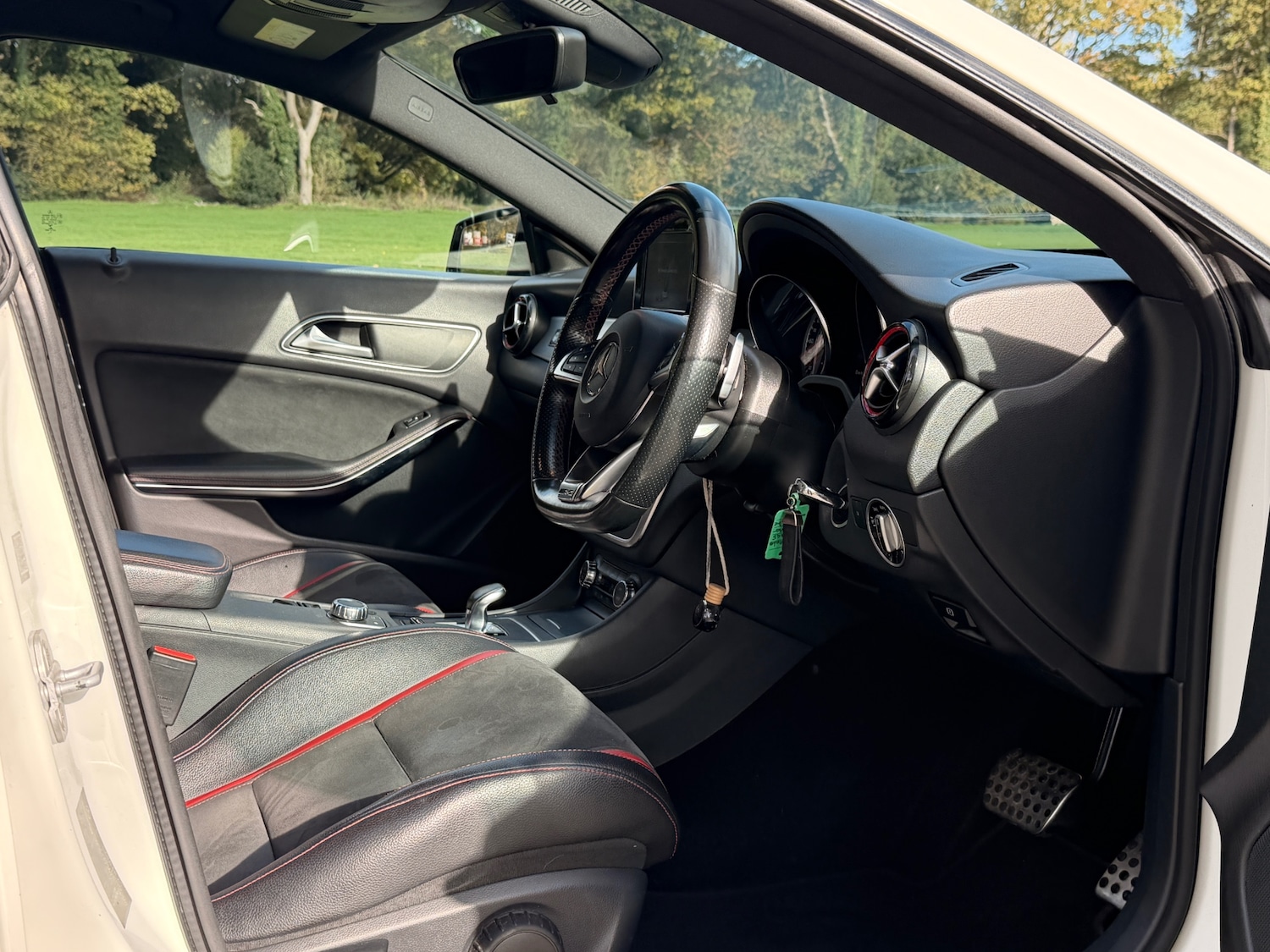 Used Mercedes-Benz CLA 2015 for sale - 76329459: Photo 11