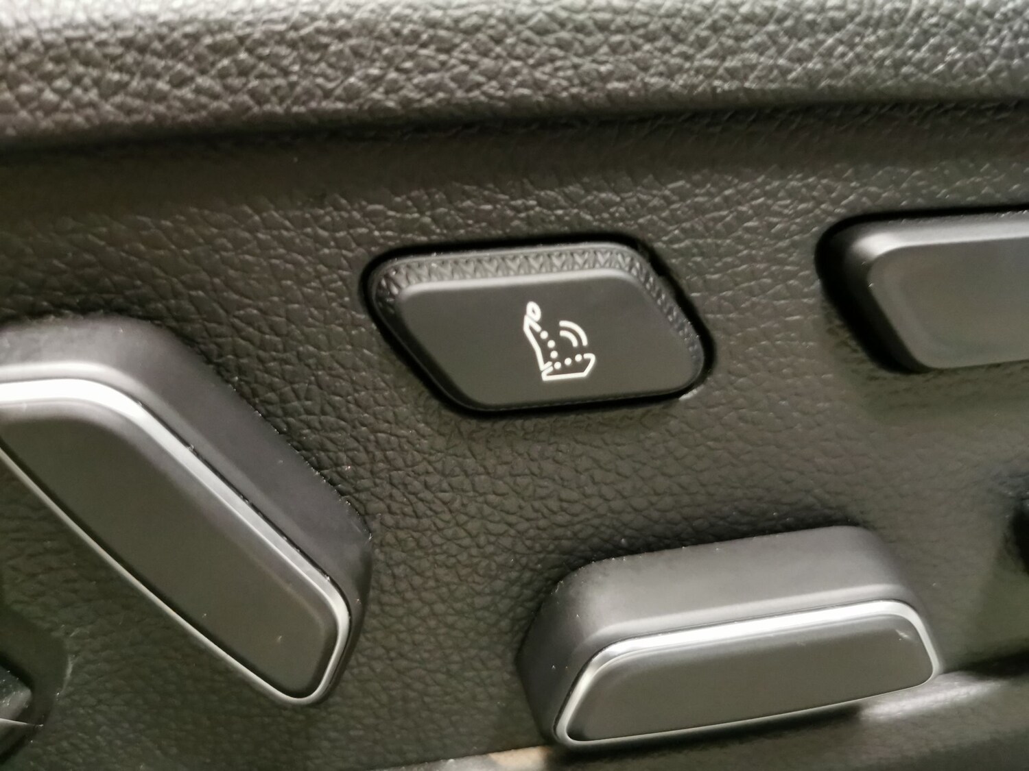 Used Genesis GV60 2024 for sale - 76971726: Photo 13