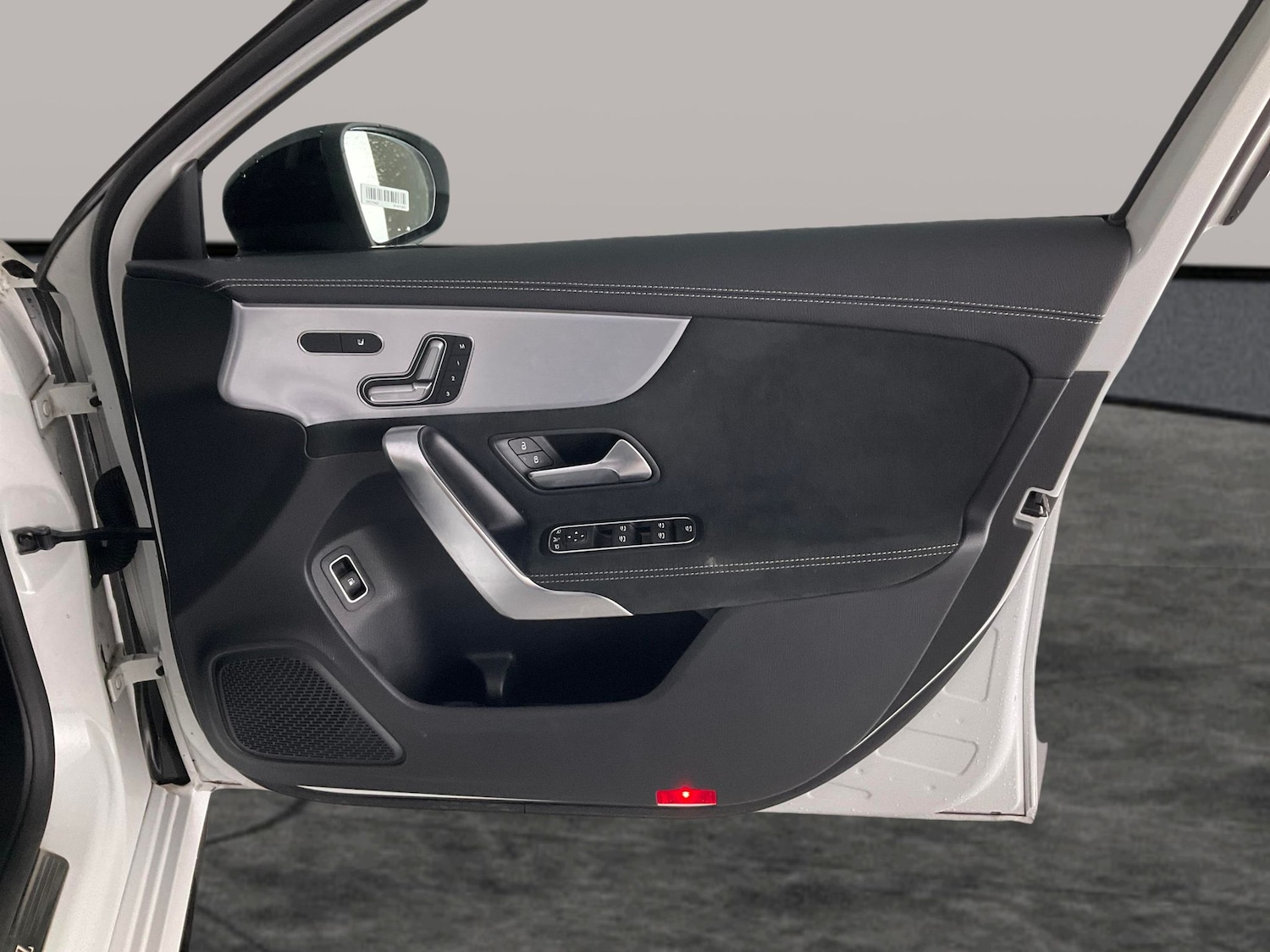 Used Mercedes-Benz A-Class for sale - 77245939: Photo 33