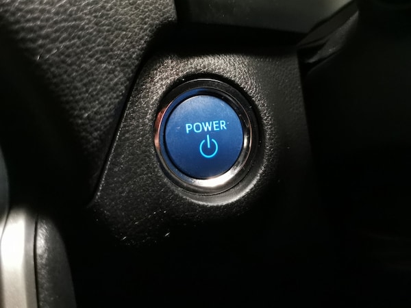 Used Toyota RAV4 2020 for sale - 76036959: Photo 31
