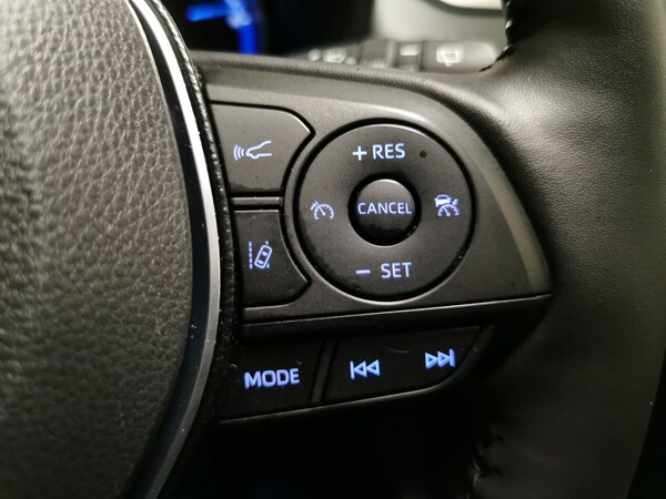 Used Toyota RAV4 2020 for sale - 76036959: Photo 33