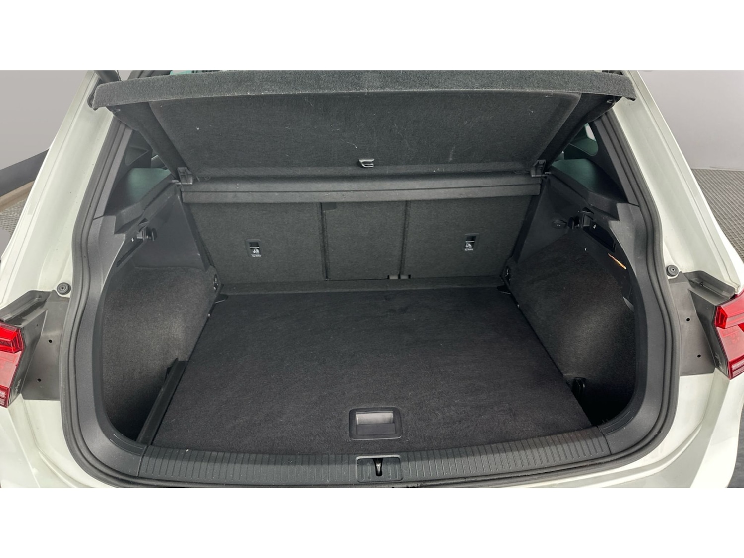 Used Volkswagen Tiguan 2020 for sale - 76736177: Photo 18