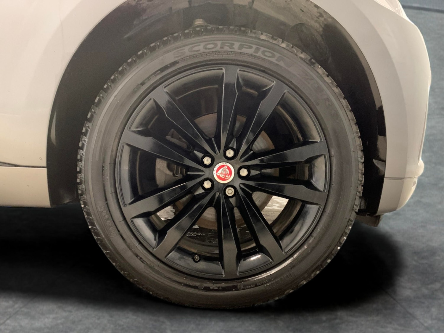 Used Jaguar F-Pace 2018 for sale - 76796937: Photo 25