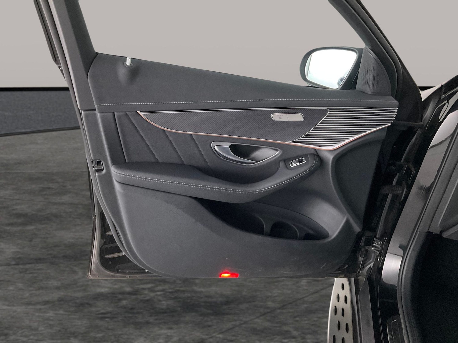 Used Mercedes-Benz EQC 2022 for sale - 76379174: Photo 38