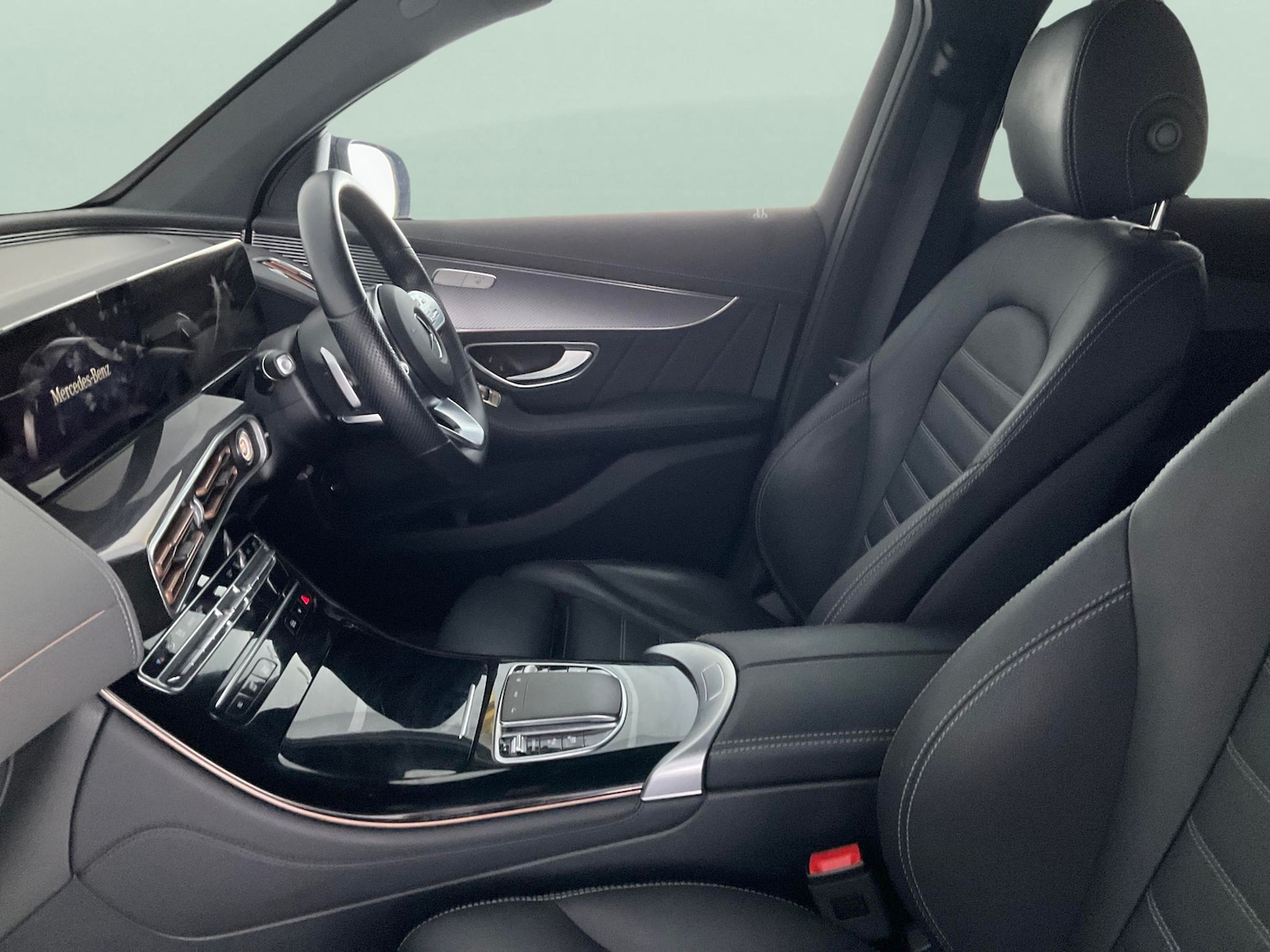 Used Mercedes-Benz EQC 2022 for sale - 76379174: Photo 6