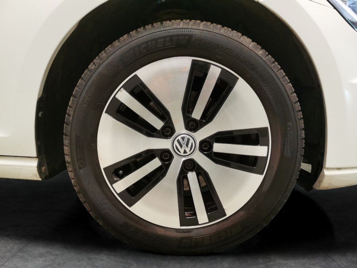 Used Volkswagen Golf 2019 for sale - 77701743: Photo 20