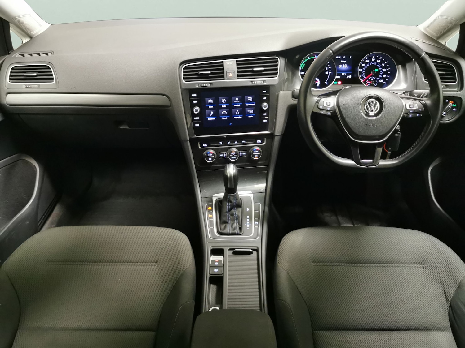 Used Volkswagen Golf 2019 for sale - 77701743: Photo 7