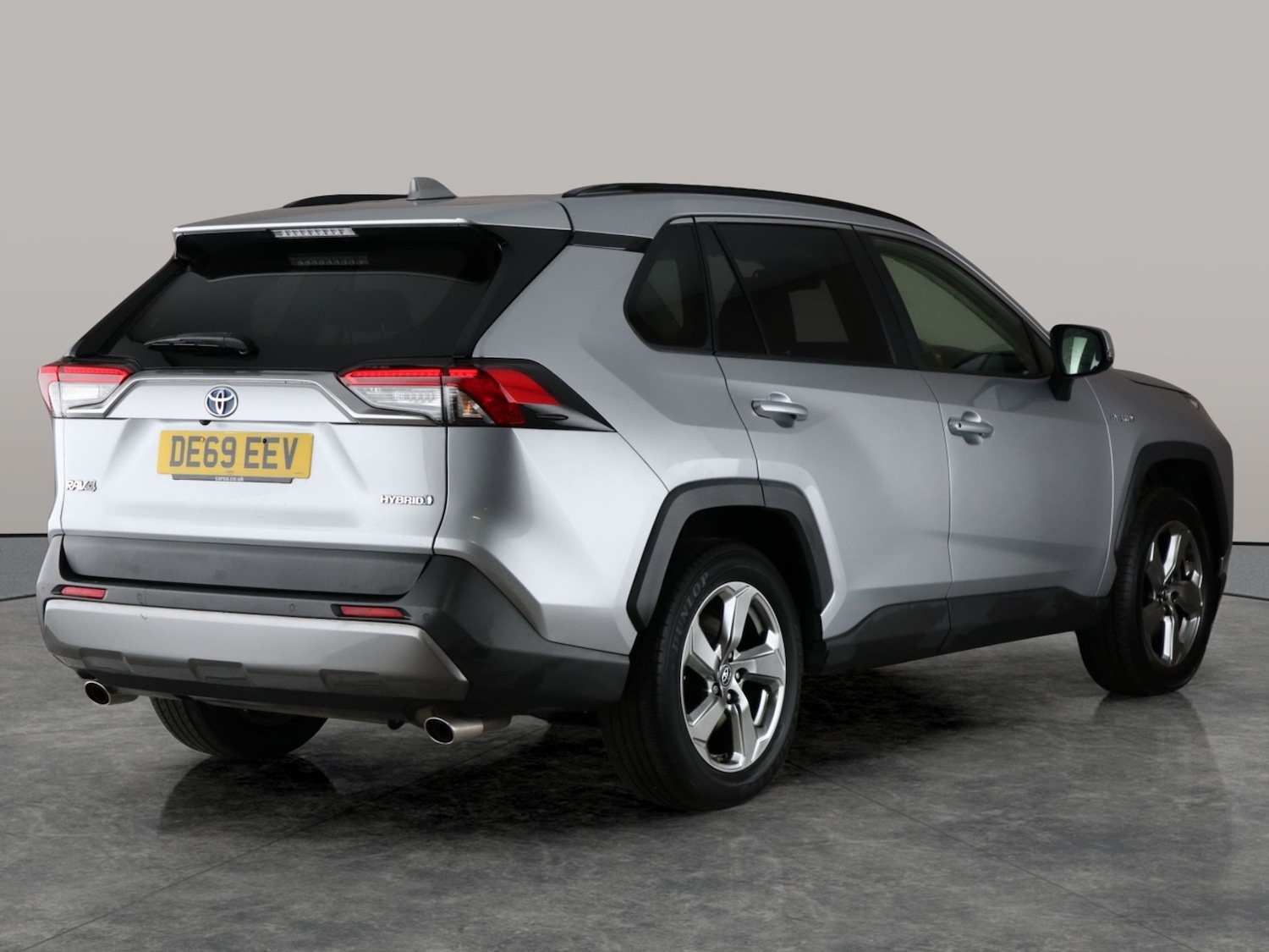 Used Toyota RAV4 2019 for sale - 77234349: Photo 10