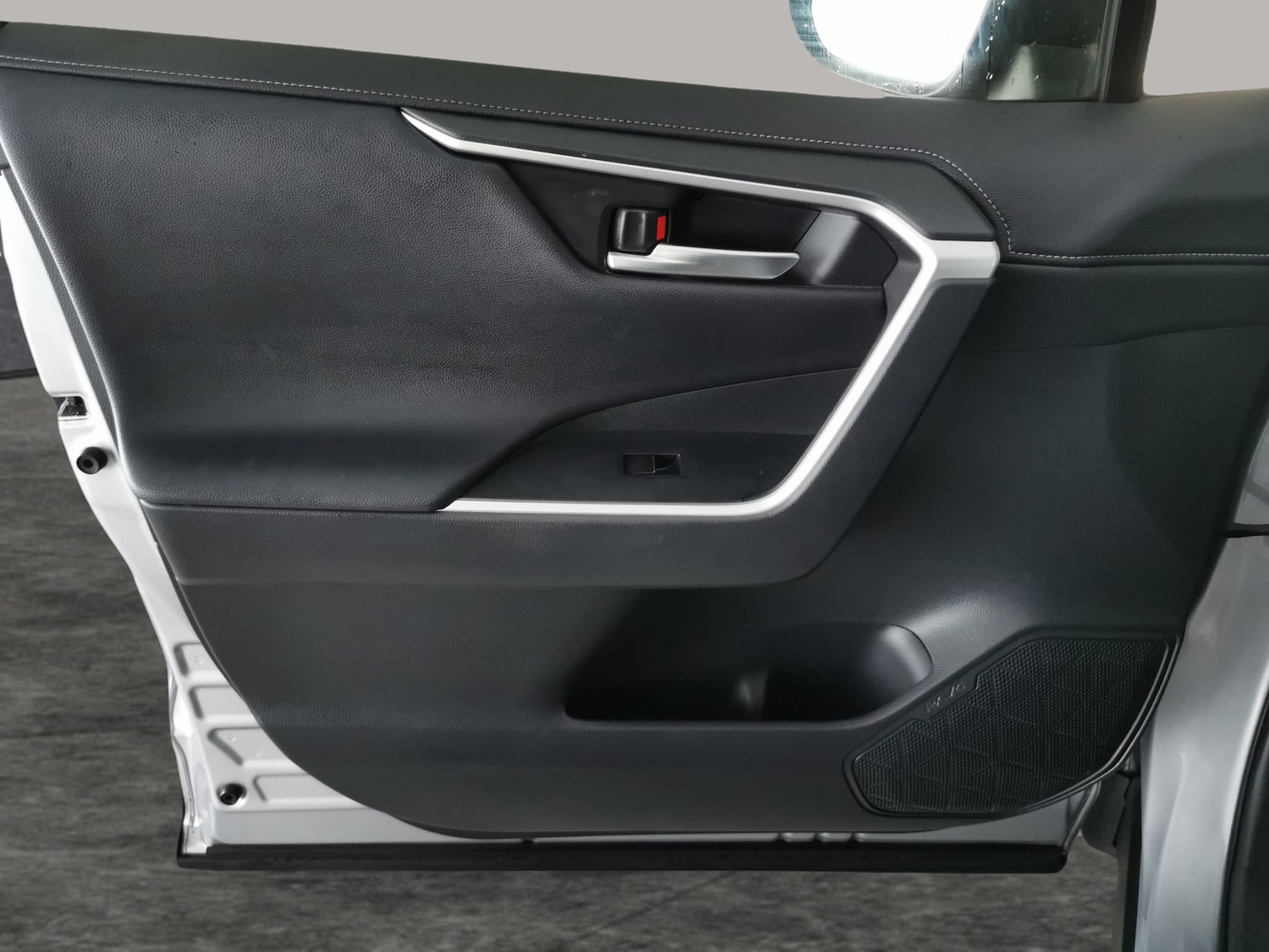 Used Toyota RAV4 2019 for sale - 77234349: Photo 27