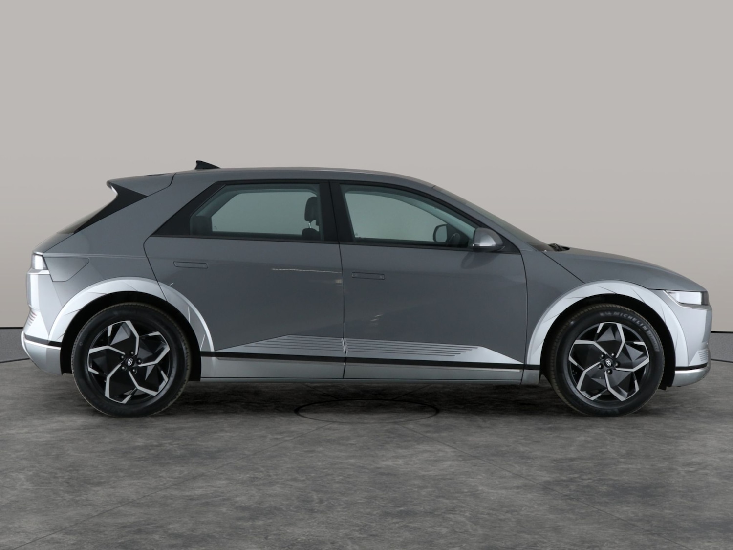 Used Hyundai IONIQ 5 2021 for sale - 76402974: Photo 12