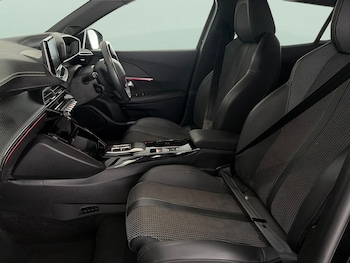 Used Peugeot 2008 2023 for sale - 79516495: Photo