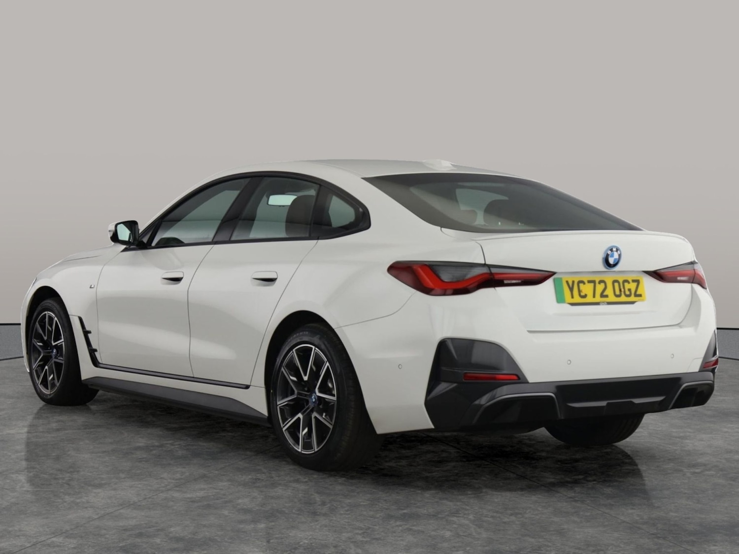 Used BMW i4 2022 for sale - 77743266: Photo 8