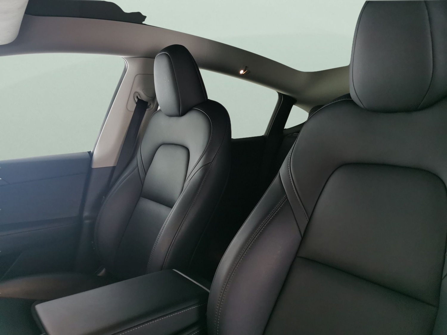 Used Tesla Model Y 2022 for sale - 77435449: Photo 5