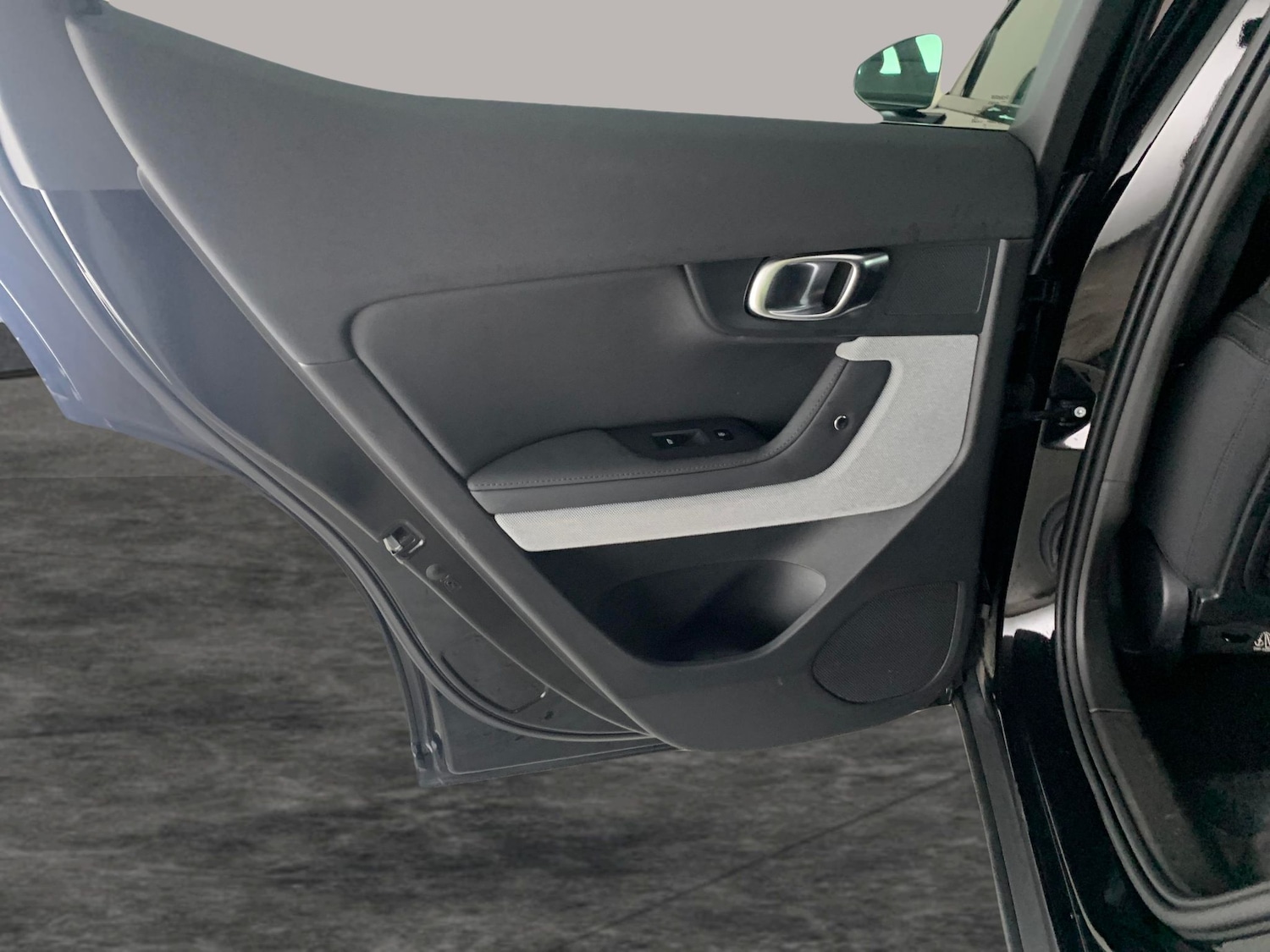 Used Polestar Polestar 2 2020 for sale - 76853734: Photo 38