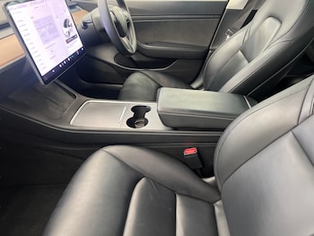 Used Tesla Model 3 2020 for sale - 75516285: Photo