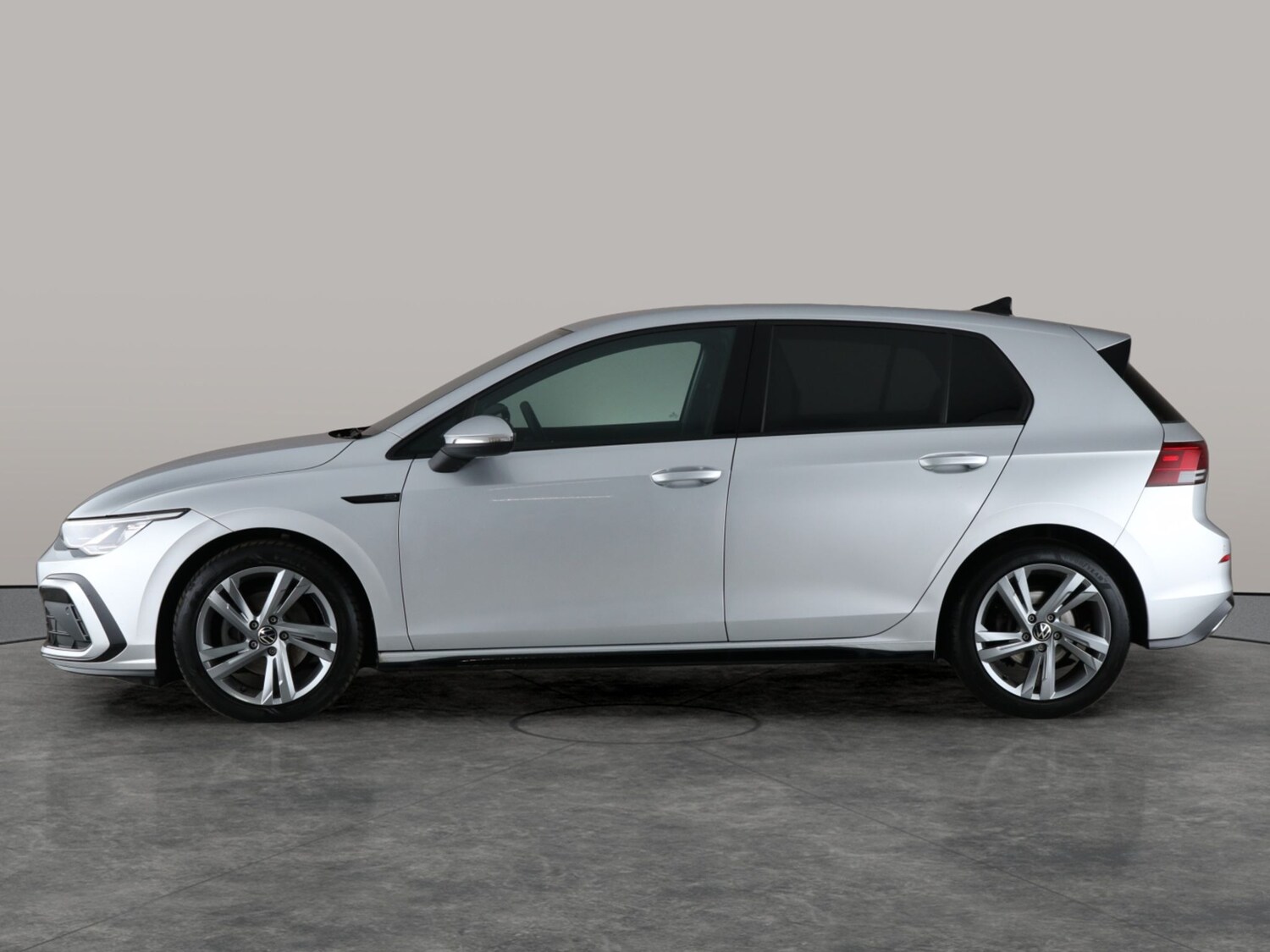 Used Volkswagen Golf 2021 for sale - 77347240: Photo 12