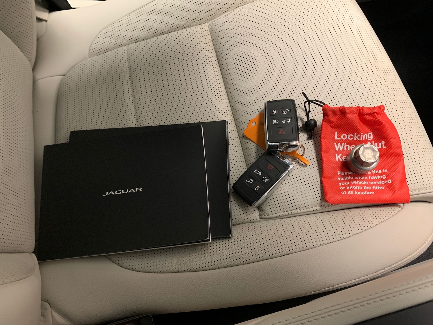 Used Jaguar F-Pace 2023 for sale - 76954794: Photo 31