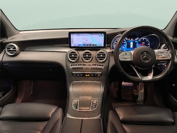 Used Mercedes-Benz GLC 2020 for sale - 75503397: Photo