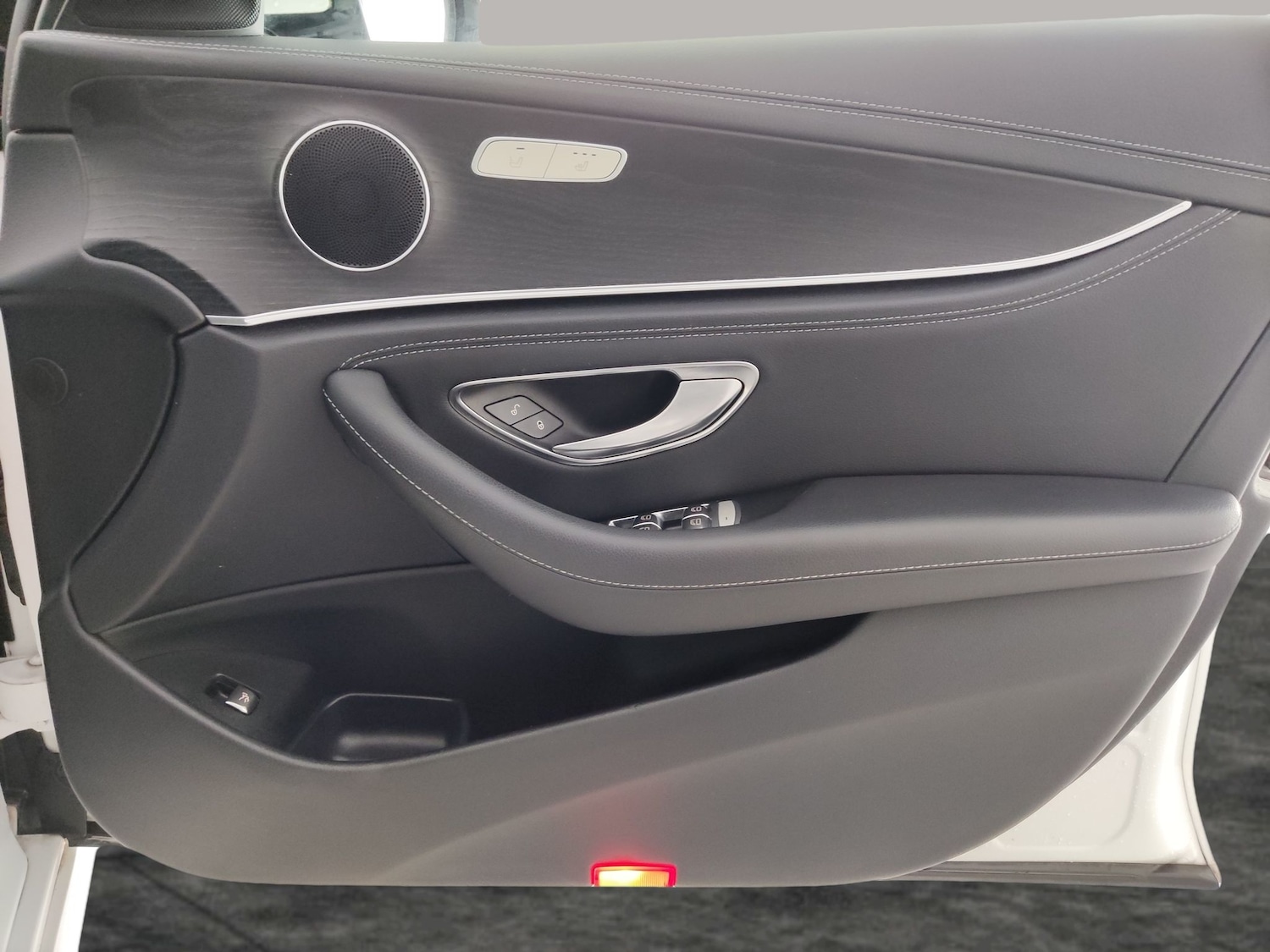 Used Mercedes-Benz E Class 2019 for sale - 78211065: Photo 35