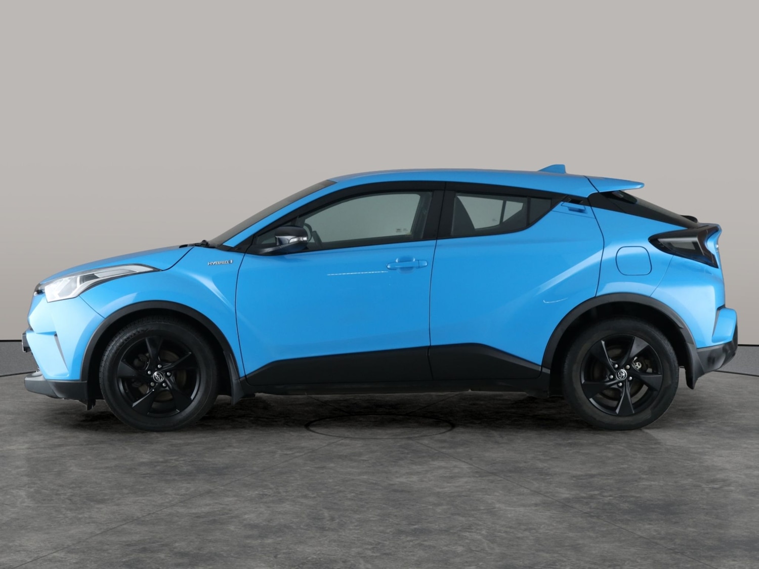 Used Toyota C-HR 2019 for sale - 76390347: Photo 17