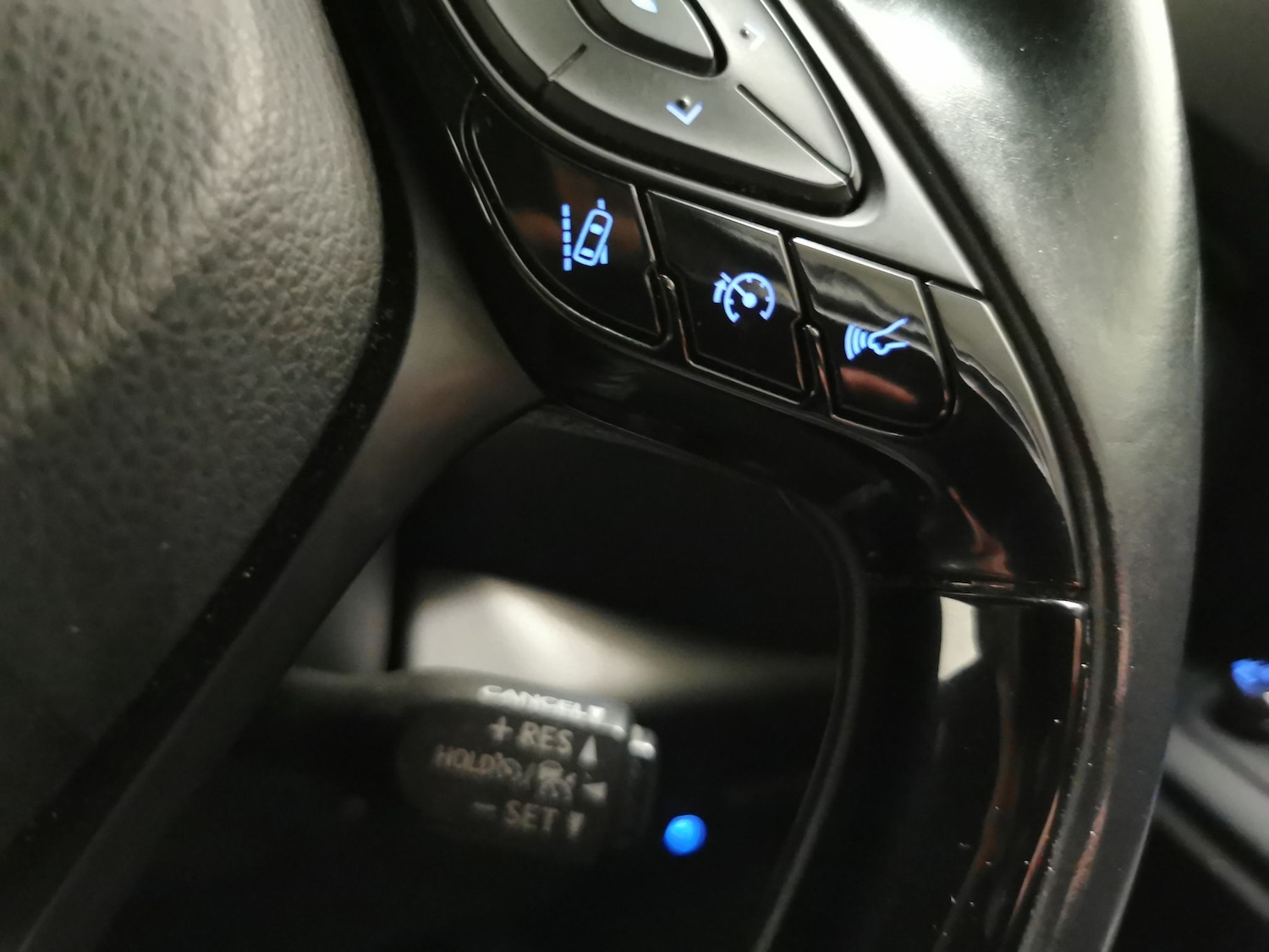 Used Toyota C-HR 2019 for sale - 76390347: Photo 23